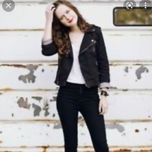 AMERICAN EAGLE OUTFITTERS BLACK MOTO JACKET SIZE MEDIUM